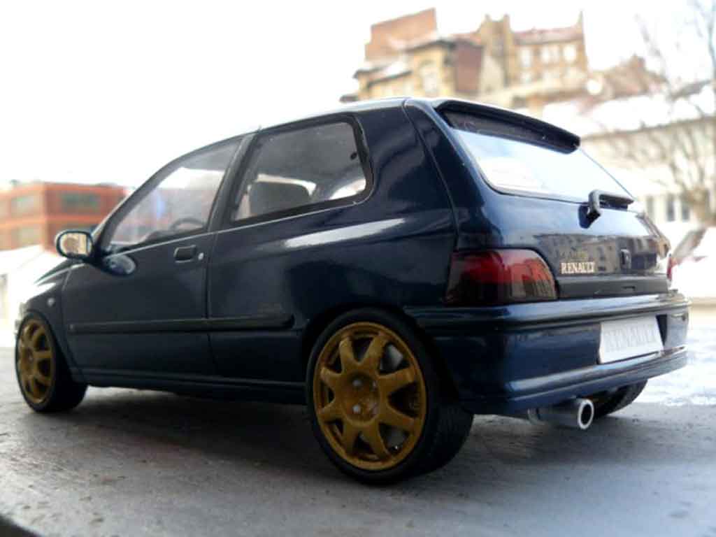 Renault Clio Williams jantes groupe a 1/18 Ottomobile