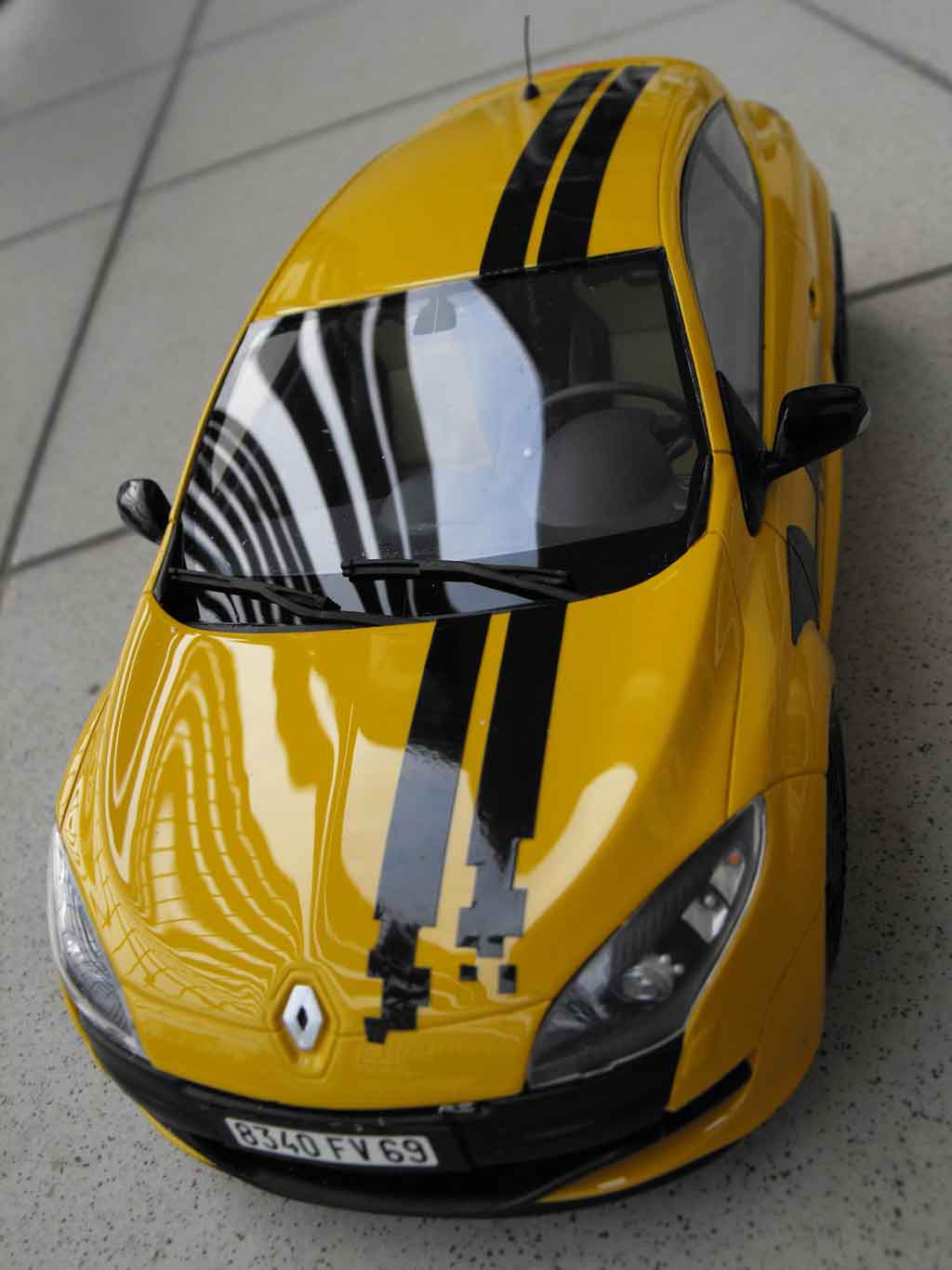 Renault Megane RS 250 2.0 t yellow deco renault sport 1/18 Ottomobile