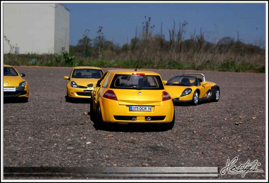 Renault Megane Sport rs yellow siryus 1/18 Burago