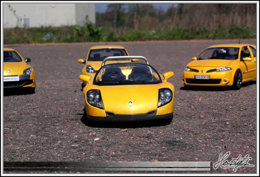 Renault Spider Base yellow sirius 1/18 Anson