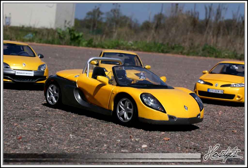 Renault Spider Base yellow sirius 1/18 Anson