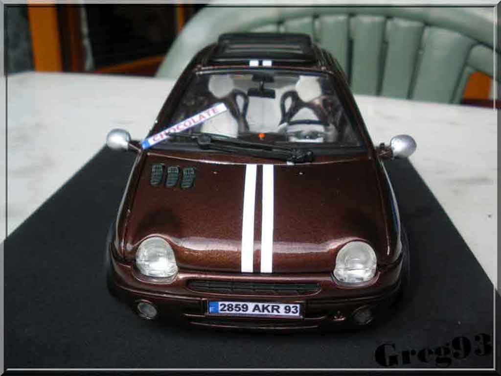 Renault Twingo Base chocolate jantes ronal 1/18 Anson