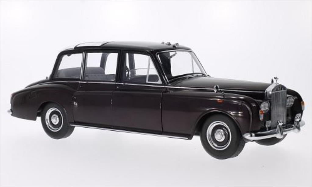Rolls Royce Phantom 1/18 CMF VI Queen Version red/black RHD diecast model cars