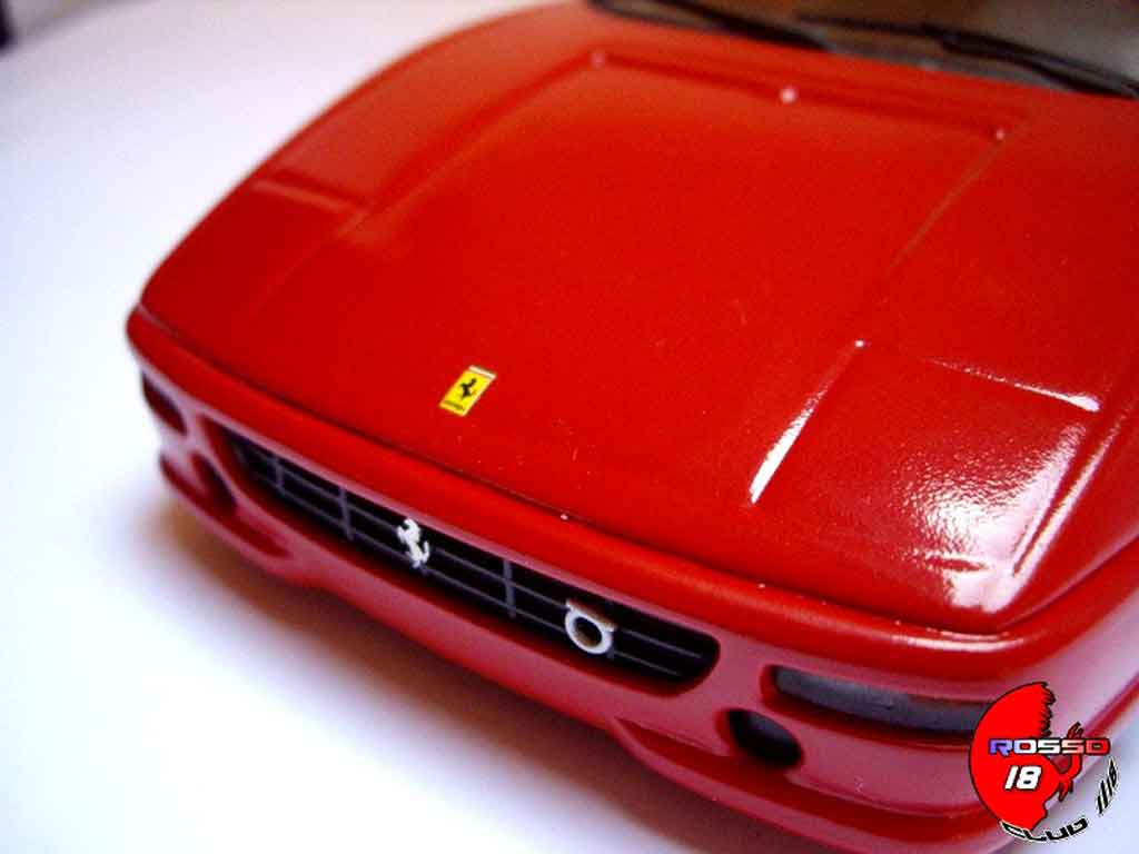 Ferrari F355 Berlinetta Saloon challenge red 1/18 Hot Wheels