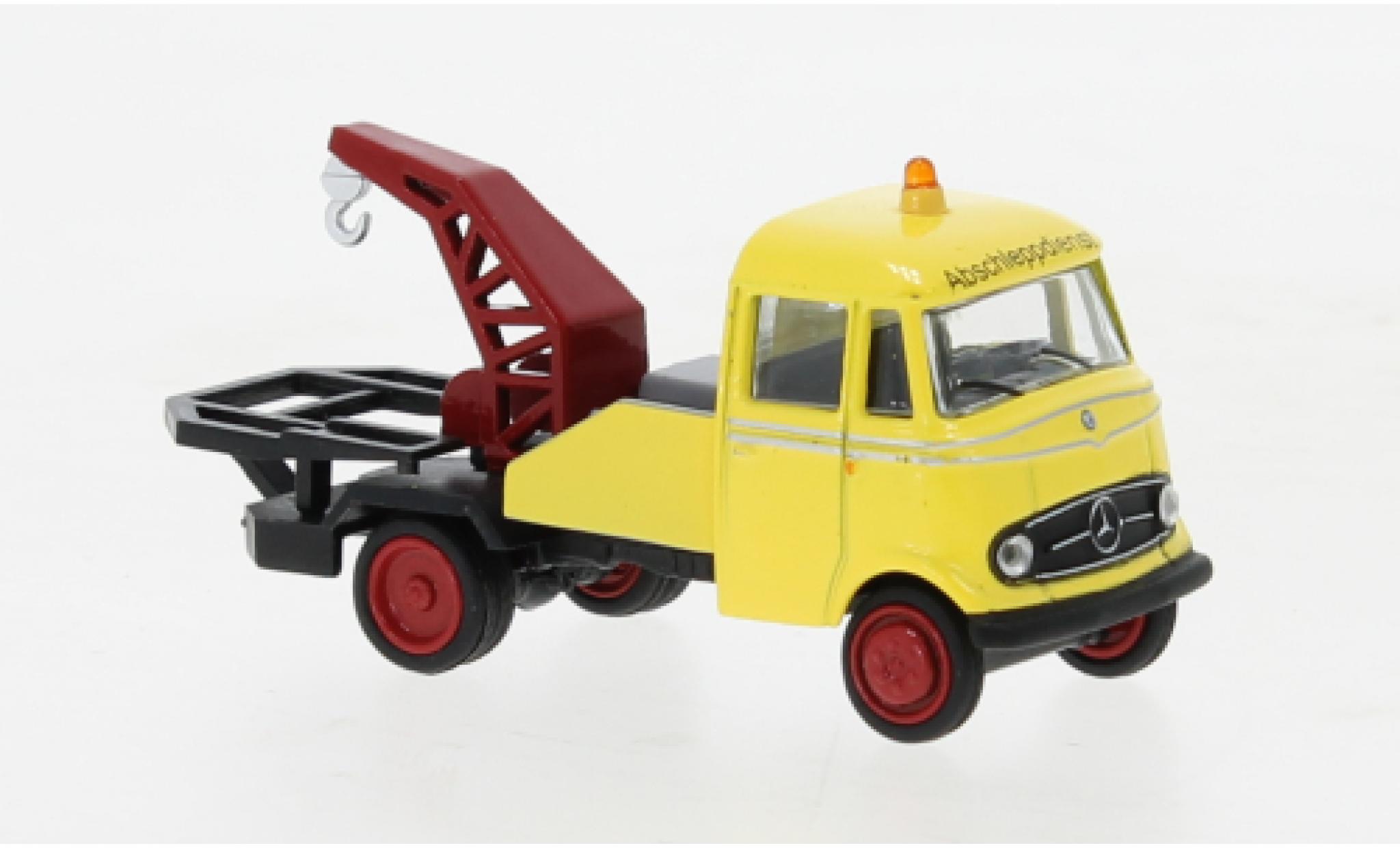 Mercedes L319 1/87 Schuco Abschleppwagen yellow diecast model cars