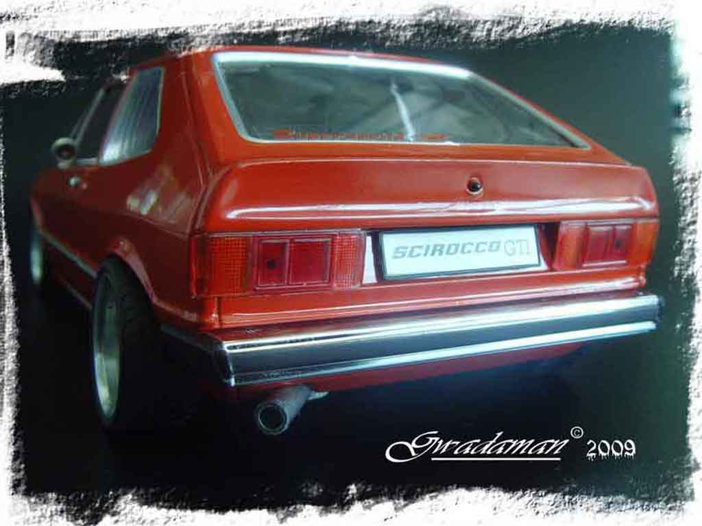 Volkswagen Scirocco GTI red ligne supersprint 1/18 Revell