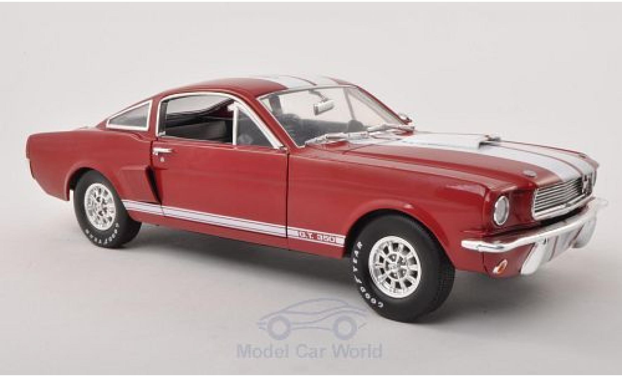 Shelby GT 1/18 Shelby Collectibles 350 red/white 1966 Legend Series mit Carroll -Signatur auf dem Fahrzeugdach ohne Vitrine diecast model cars