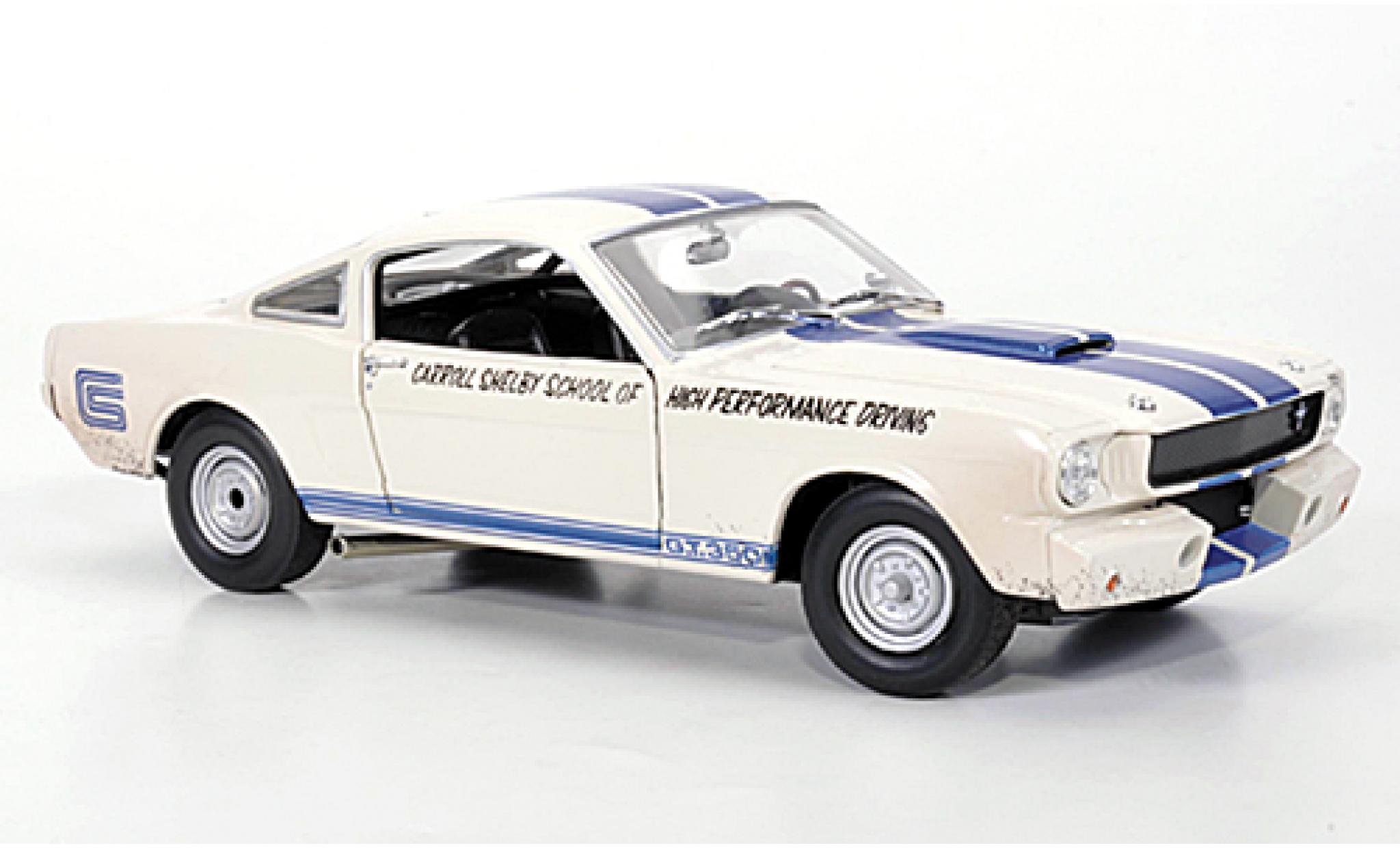 Shelby GT 1/24 M2 Machines 350 white/m #0 1:24 diecast model cars
