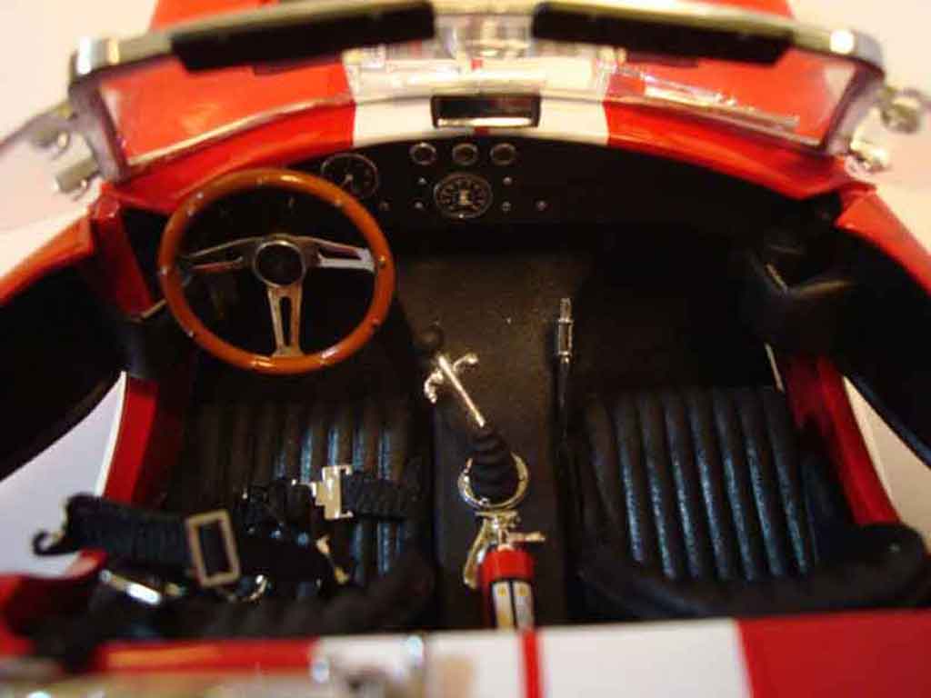 AC Cobra shelby 427 s/c red 1/18 Yat Ming