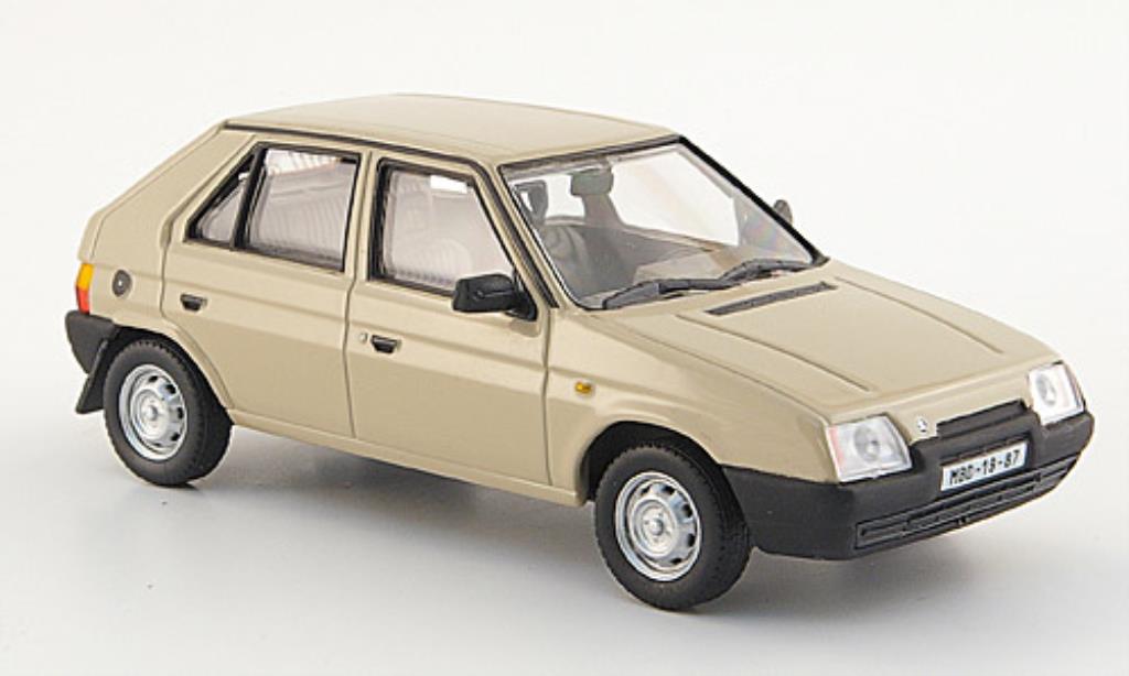 Skoda Favorit 1/43 Abrex 136 L beige 1987 diecast model cars