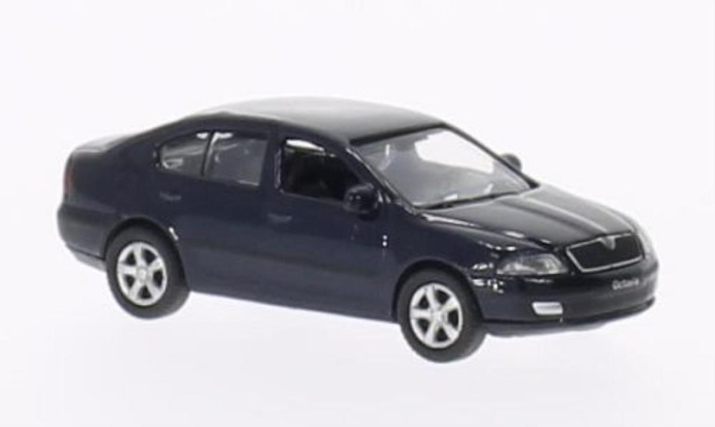 Skoda Octavia 1/87 Welly blue diecast model cars