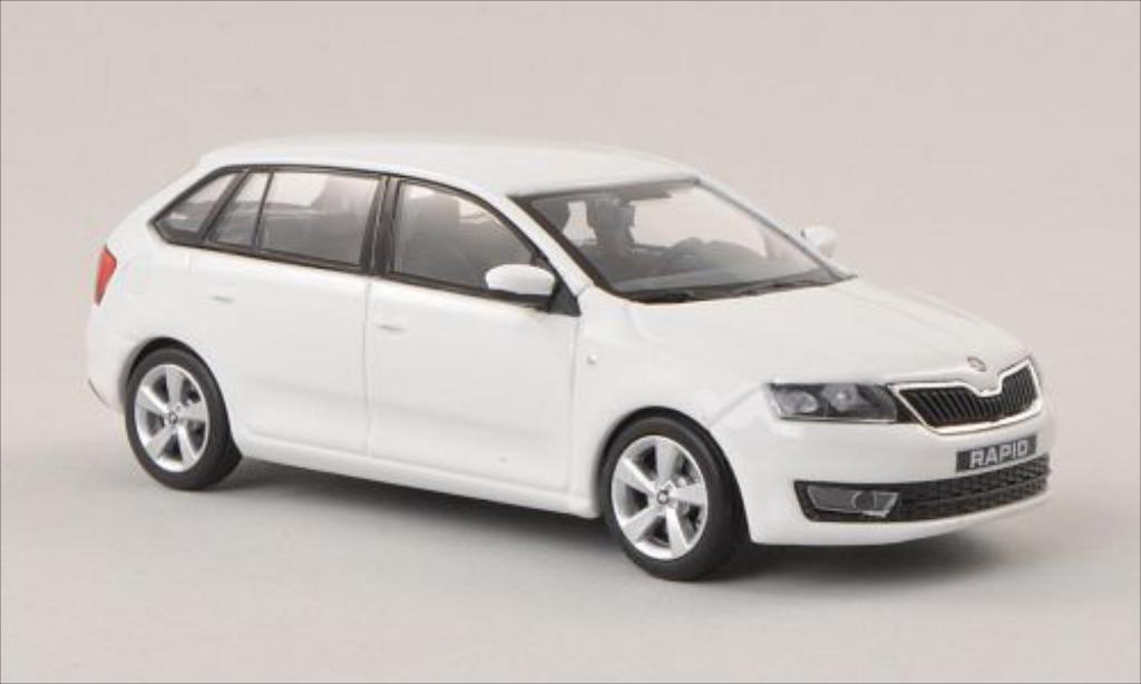 Skoda Rapid 1/43 Abrex Spaceback white 2013 diecast model cars