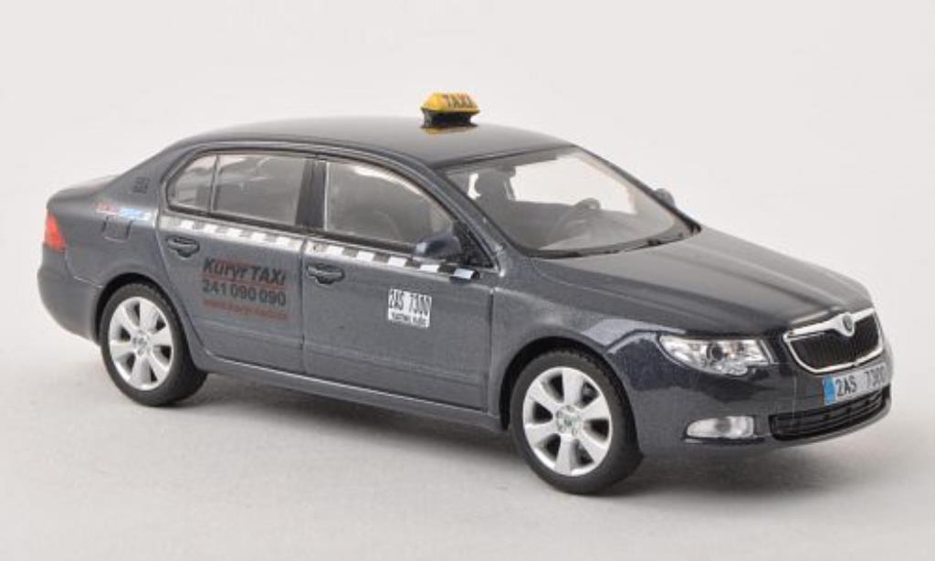 Skoda Superb 1/43 Abrex II Kuryr Taxi diecast model cars