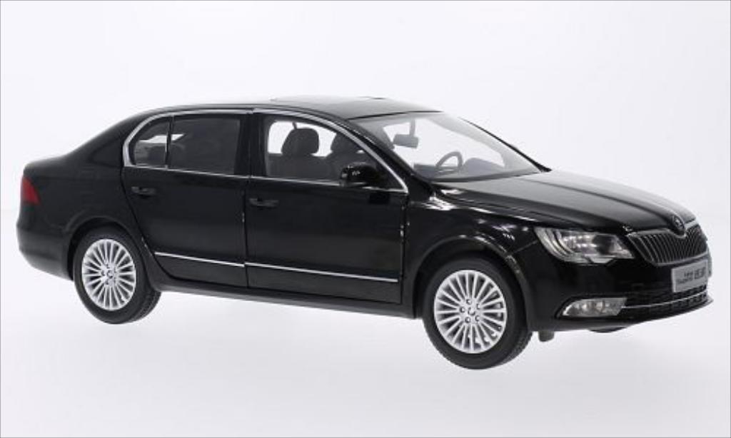 Skoda Superb 1/18 Paudi black 2013 diecast model cars