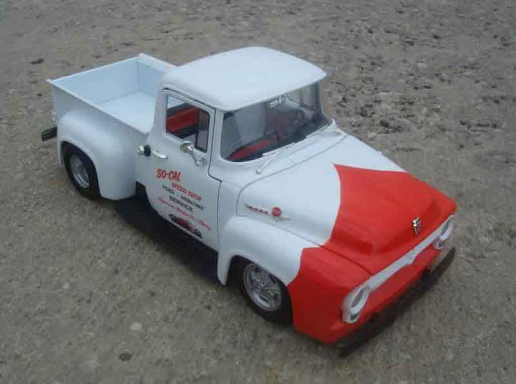 Ford 1956 Hot Rod so-cal truck 1/18 Welly