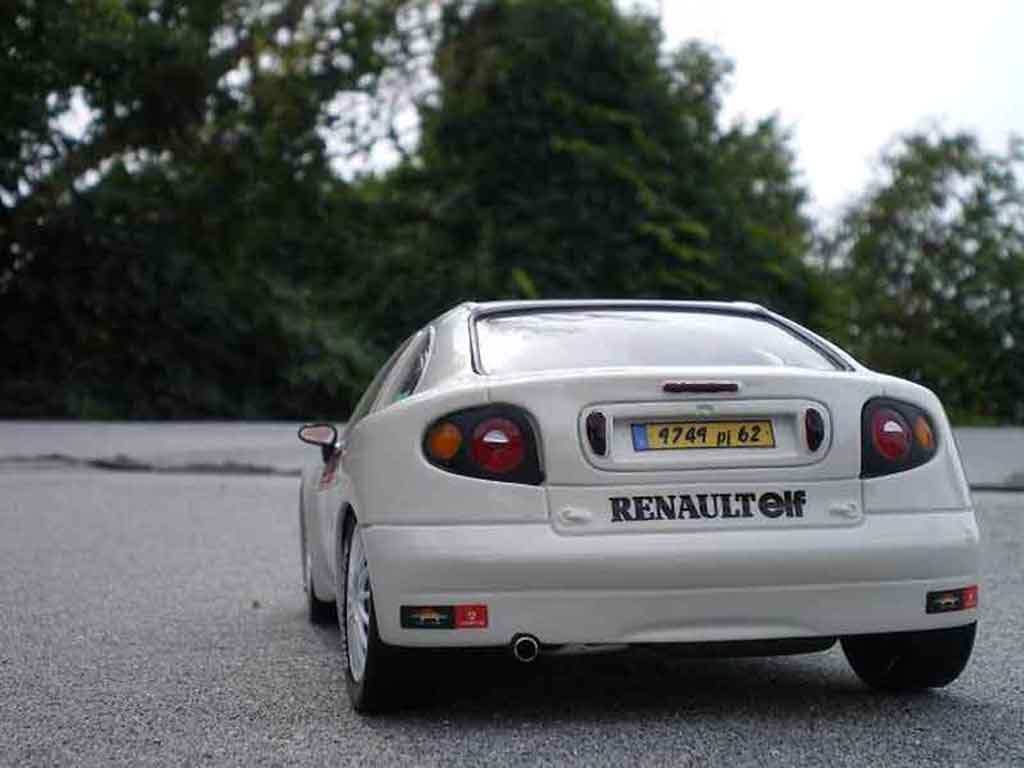 Renault Megane Base Maxi tuning white 1/18 Anson