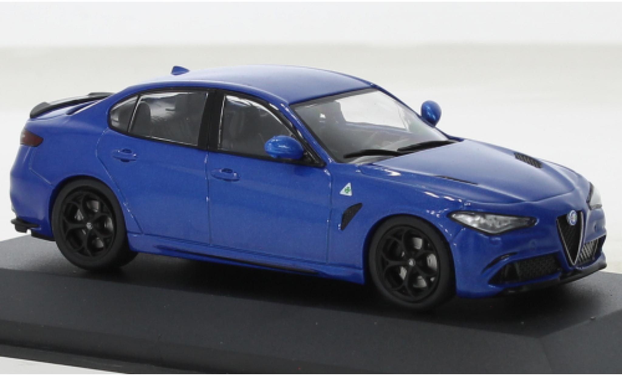 Alfa Romeo Giulia 1/43 Solido Quadrifoglio metallise blue 2019 diecast model cars