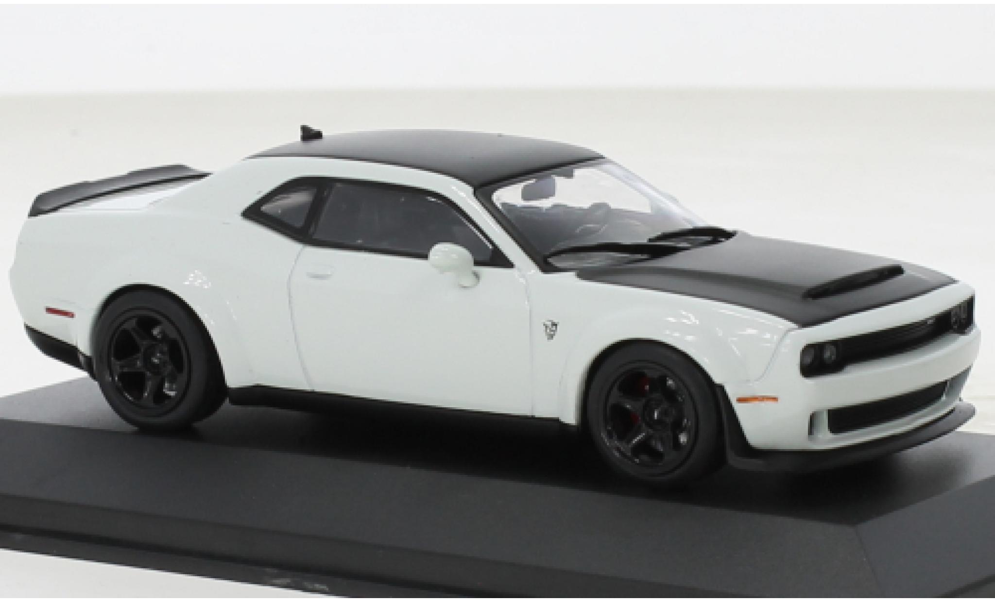 Dodge Challenger 1/43 Solido SRT Demon V8 6.2 white/black 2018 diecast model cars