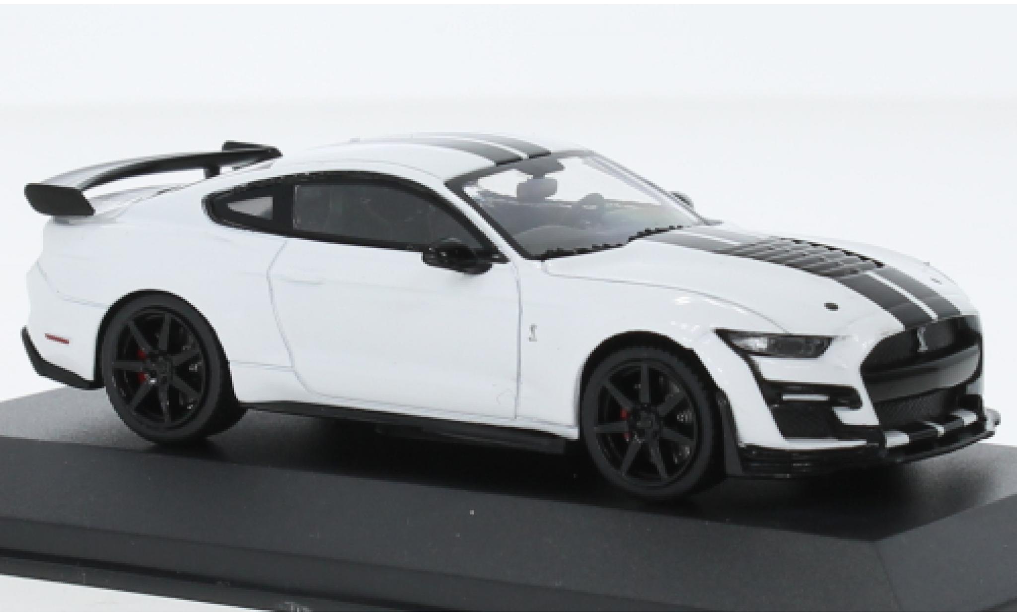 Shelby GT 500 1/43 Solido Ford Mustang rapide Track white/black diecast model cars