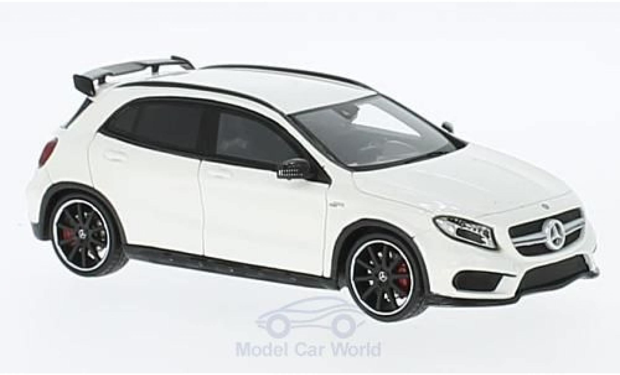 Mercedes Classe GLA 1/43 Spark GLA45 AMG white 2015 diecast model cars