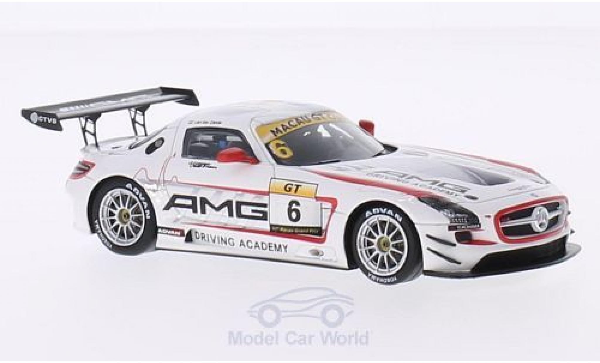 Mercedes SLS 1/43 Spark AMG GT3 No.6 GT Cup GP Macau 2014 R.van der Zande diecast model cars