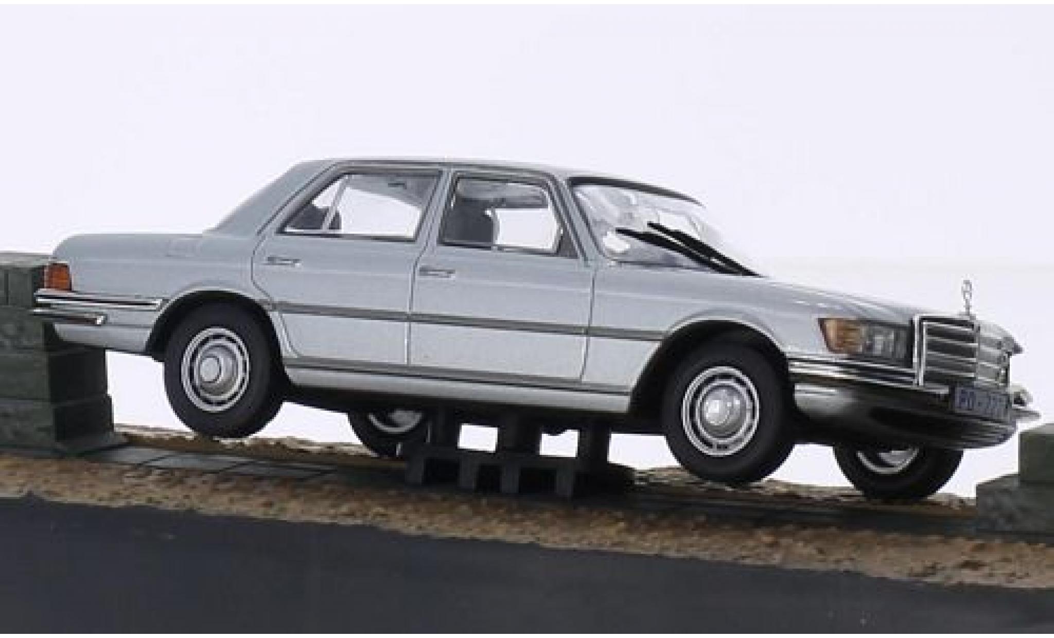 Mercedes 450 1/43 SpecialC SEL grey James Bond 007 In t&ouml;dlicher Mission ohne Vitrine diecast model cars
