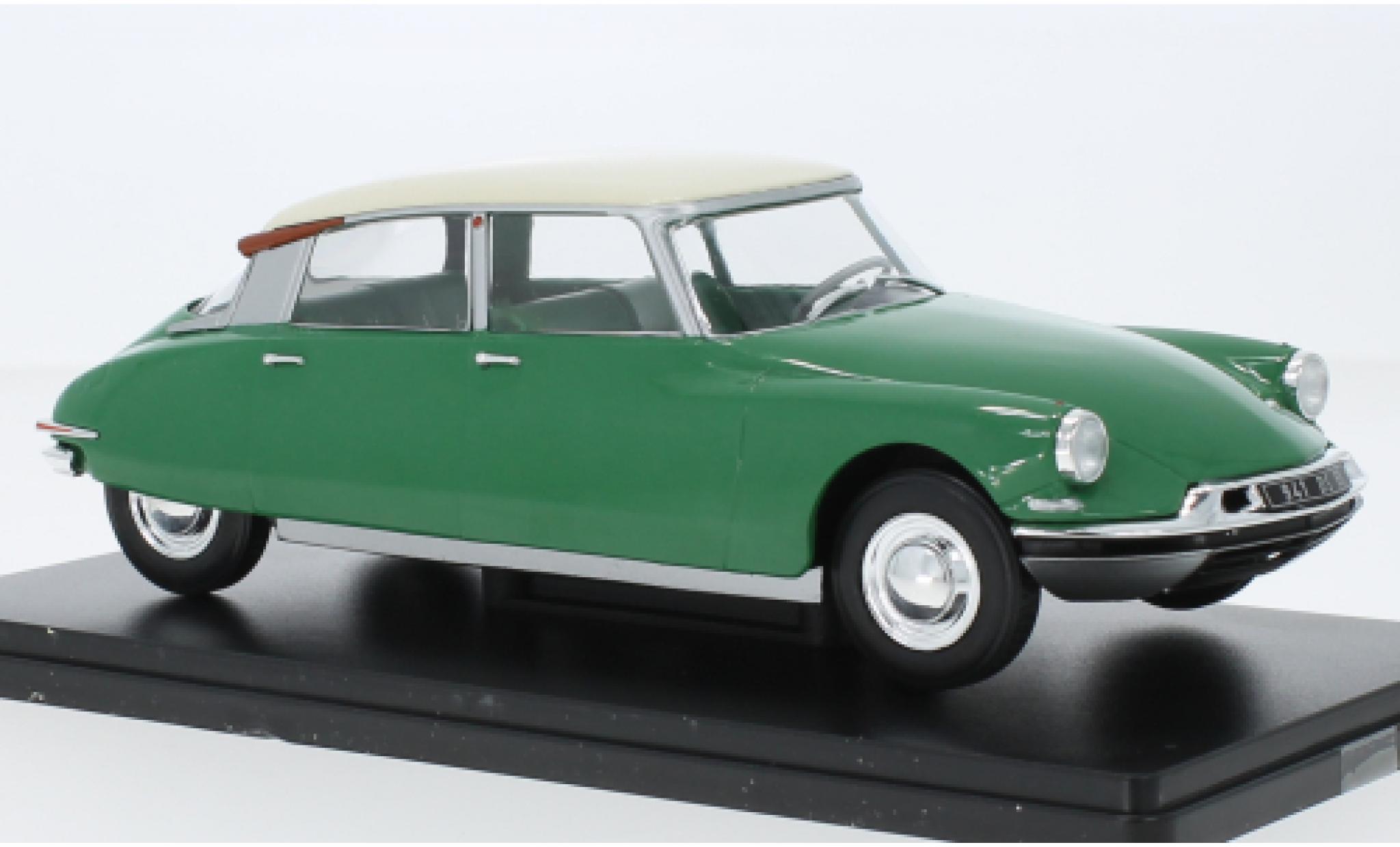 Citroen DS 1/24 SpecialC .-132 19 vert/beige clair 1956 diecast model cars