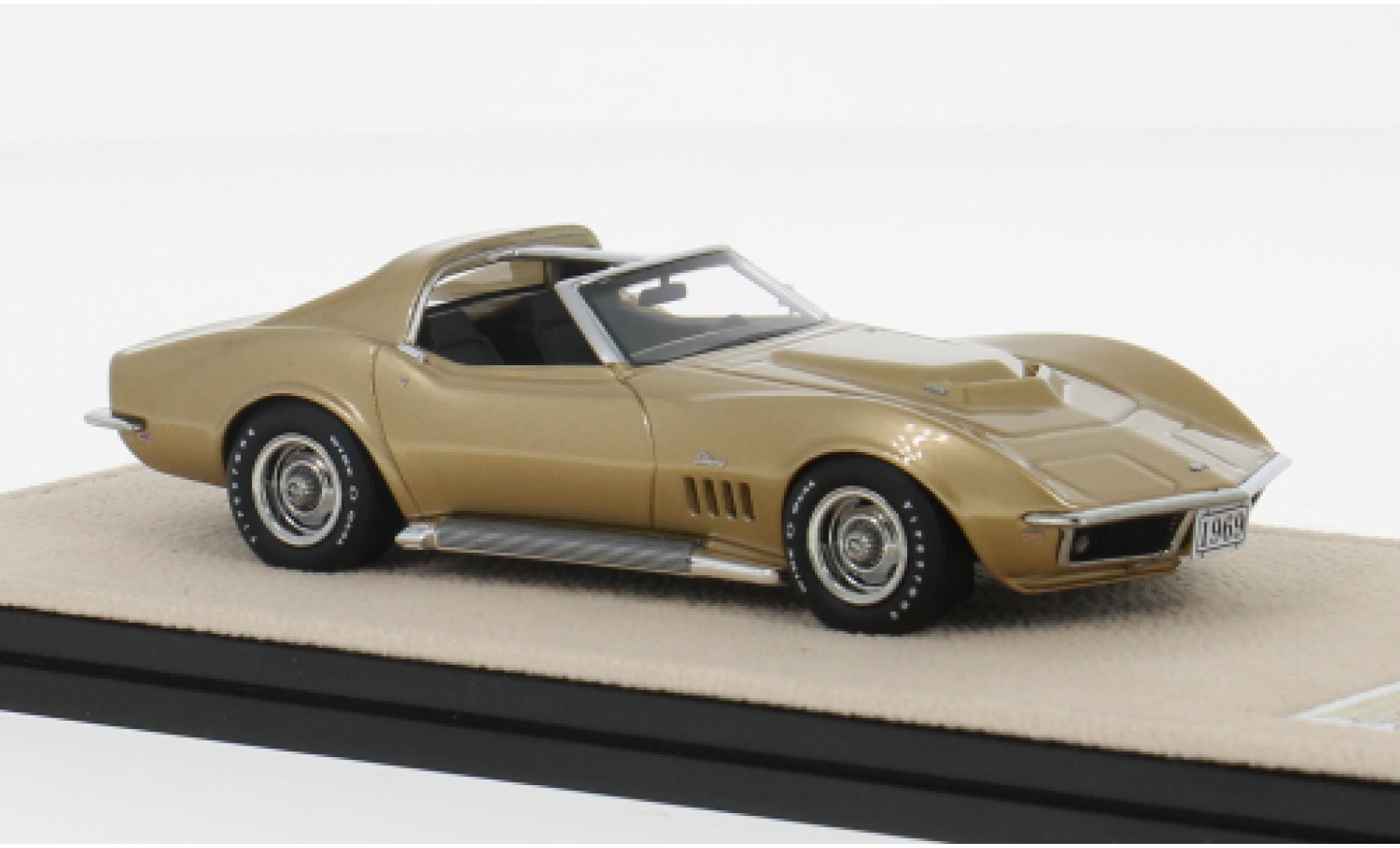 Chevrolet Corvette 1/43 Stamp Models L88 gold 1969 1:43 diecast model cars