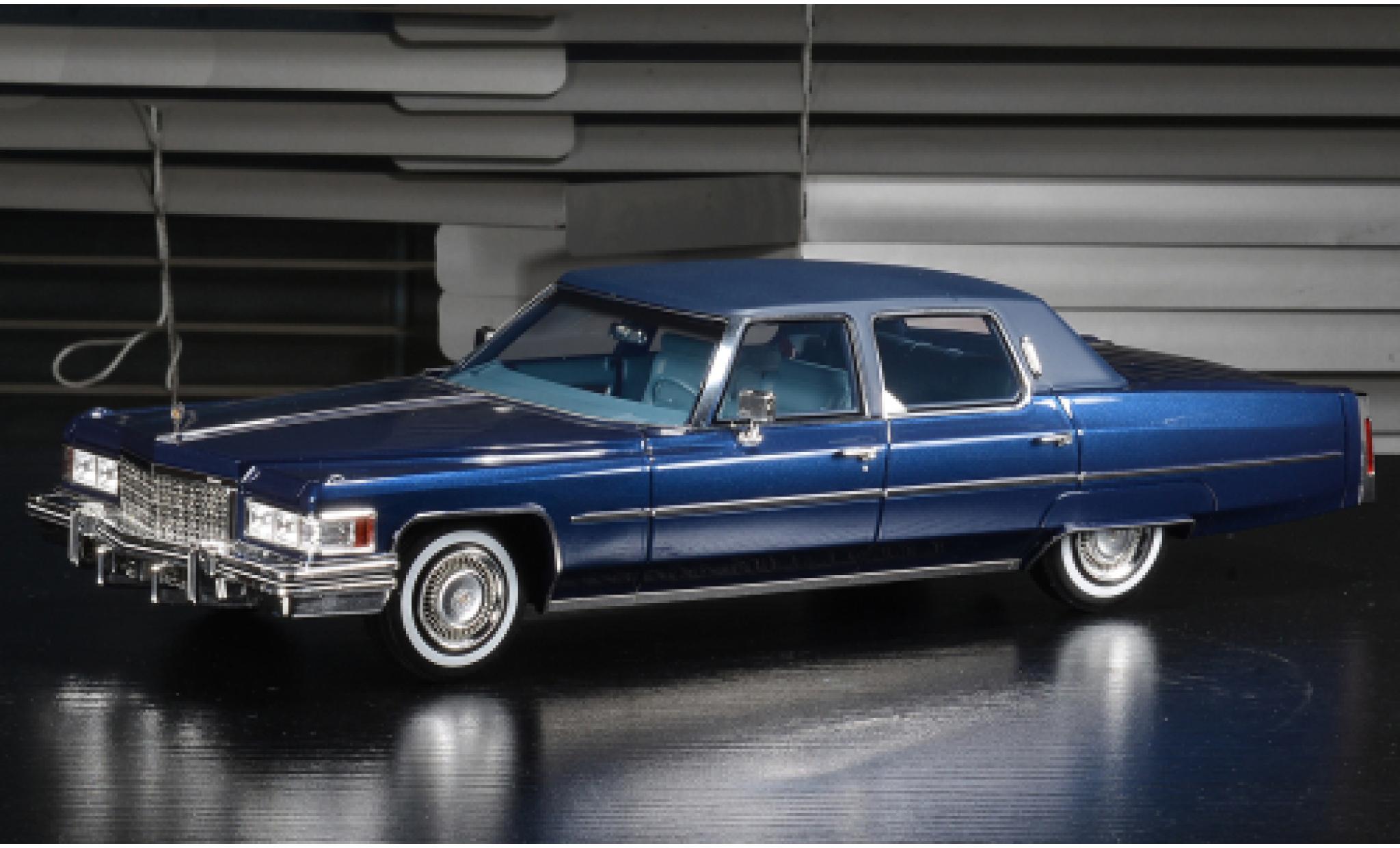 Cadillac Fleetwood 1/18 Stamp Models Brougham metallise blue 1976 diecast model cars