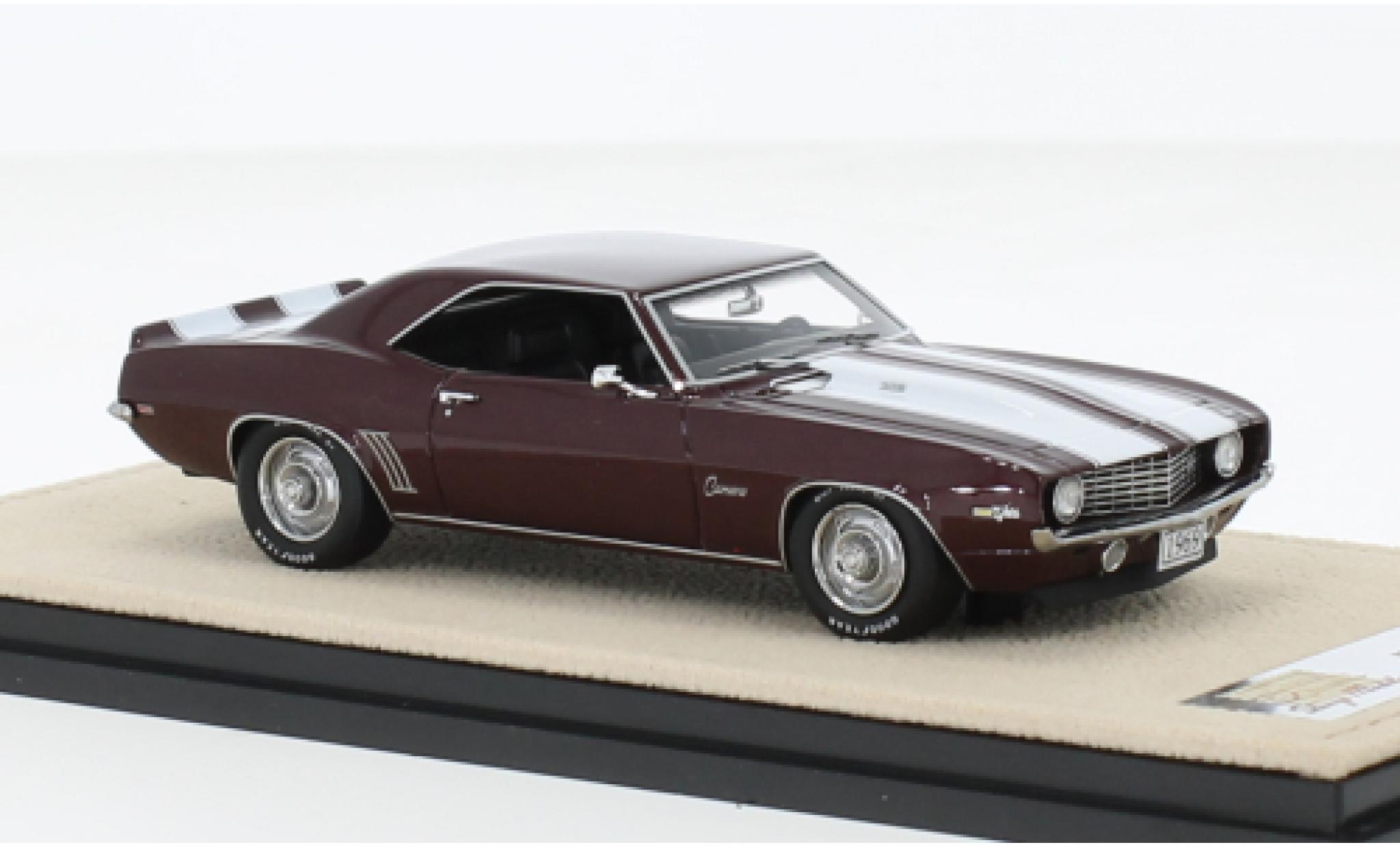 Chevrolet Camaro 1/43 Stamp Models Z28 metallise purple/white 1969 diecast model cars