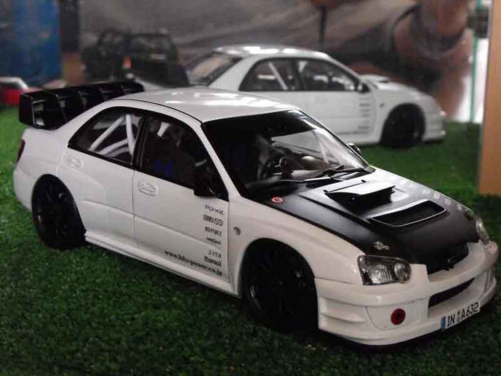 Subaru Impreza WRX 2003 plain body white 1/18 Autoart