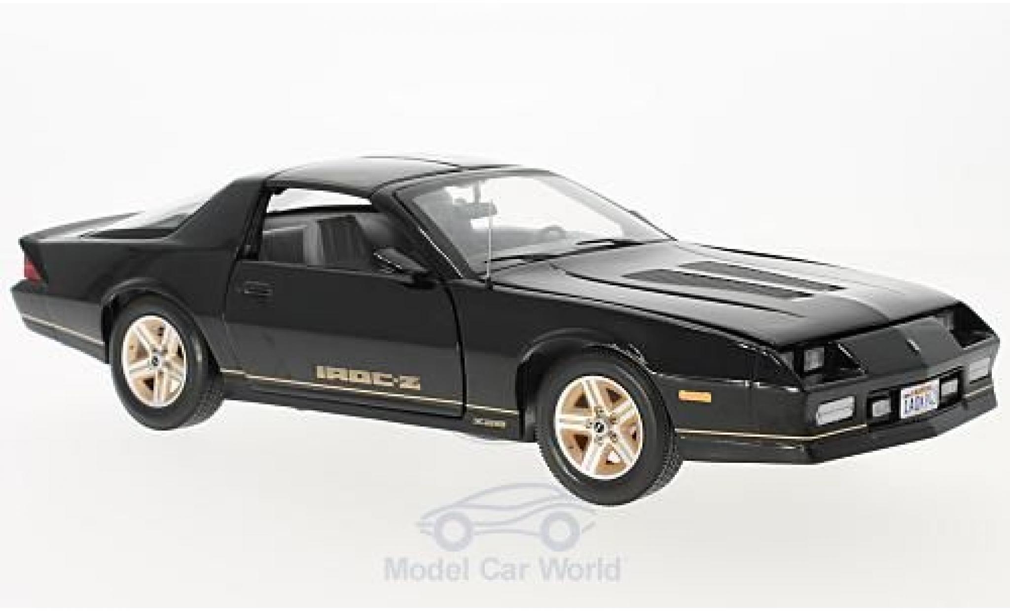 Chevrolet Camaro 1/18 Sun Star IROC-Z black 1985 diecast model cars