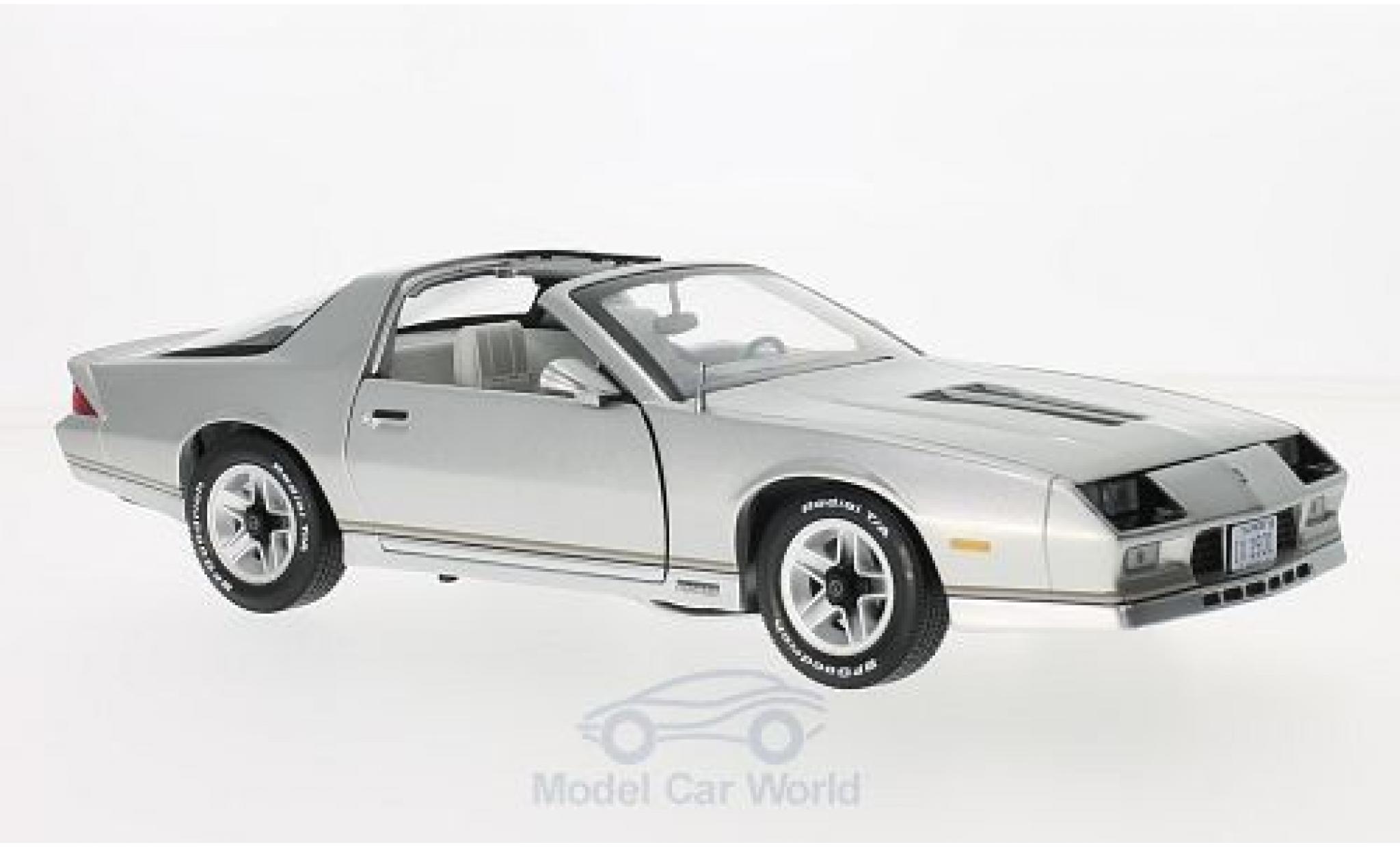 Chevrolet Camaro 1/18 Sun Star grey 1982 diecast model cars