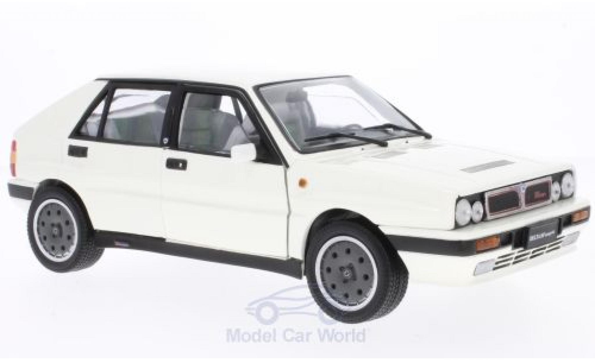 Lancia Delta HF Integrale 1/18 Sun Star HF Integrale 8V white 1989 diecast model cars