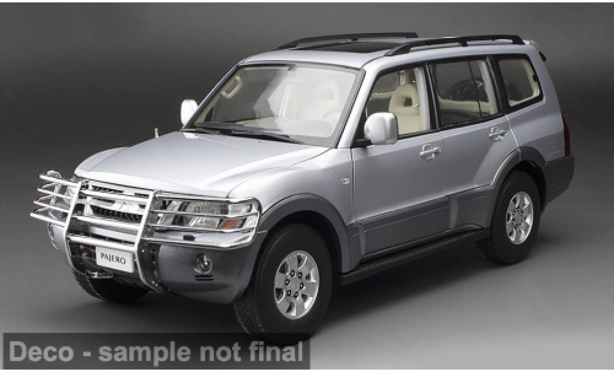 Mitsubishi Pajero 1/18 Sun Star V73 silver 1:18 diecast model cars