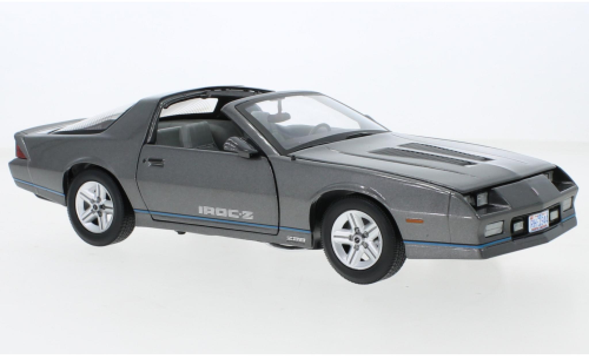 Chevrolet Camaro 1/18 Sun Star IROC-Z metallise grey 1985 diecast model cars