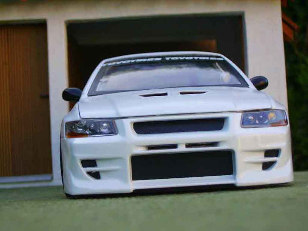 Mitsubishi Lancer Evolution VII 1/18 Ertl Evolution VII tuning diecast model cars