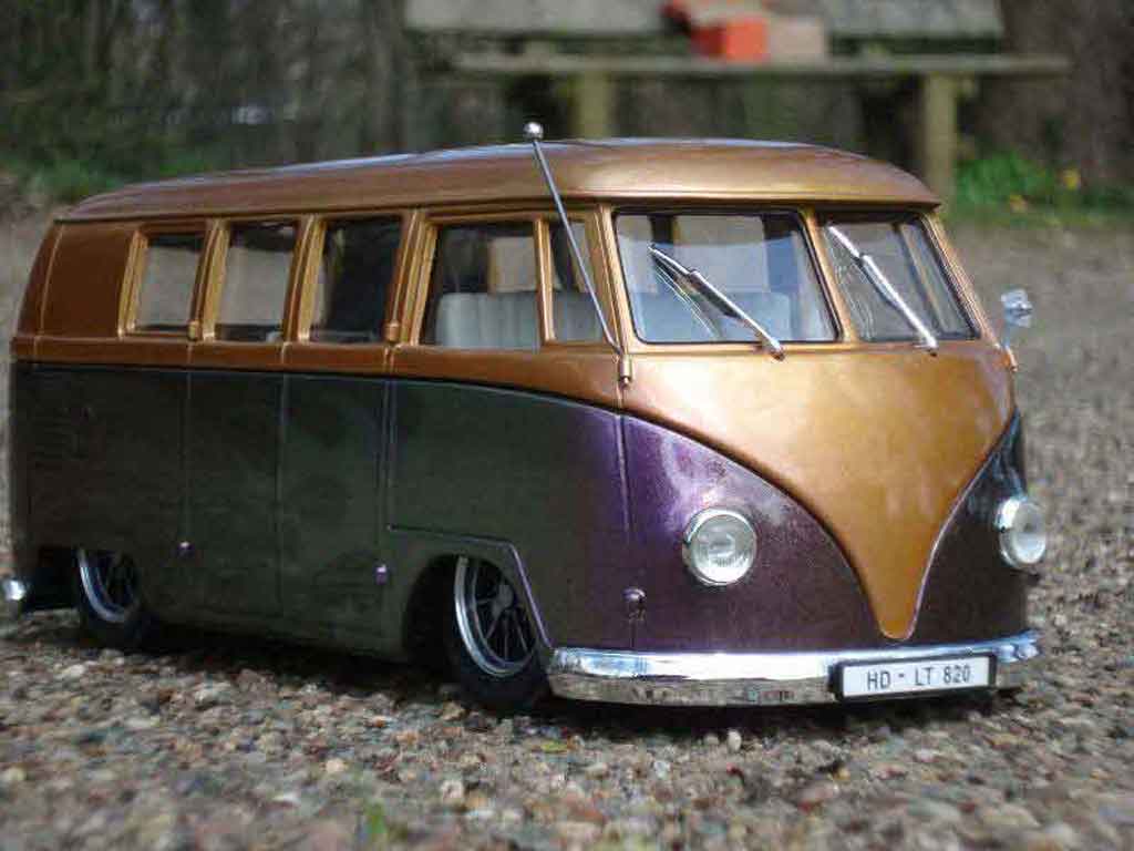 Volkswagen Combi 1/18 Solido the simple bus diecast model cars