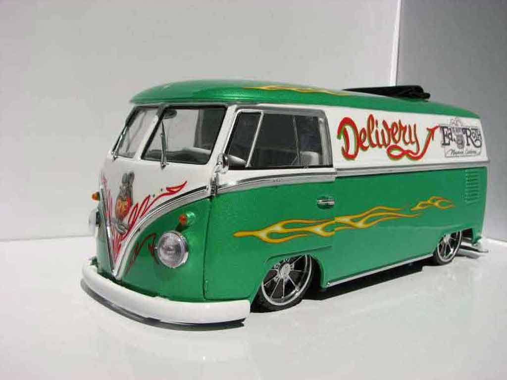 Volkswagen Combi 1/18 Welly tribute to ed redh combi rat fink revell diecast model cars