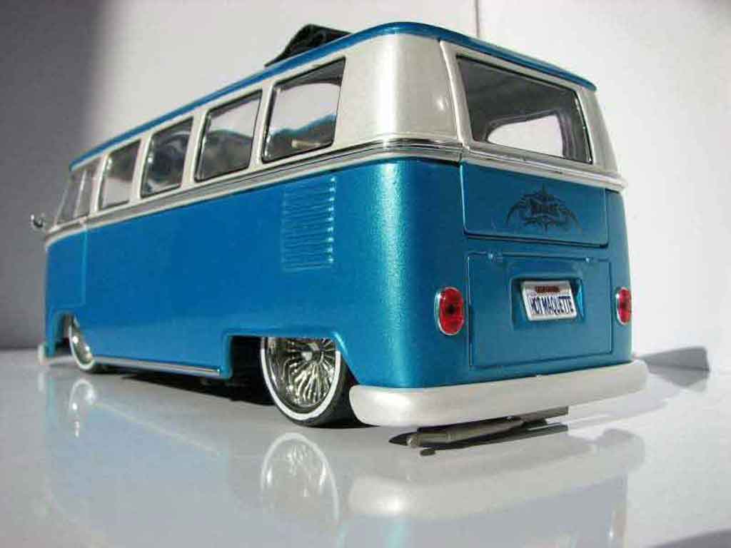 Volkswagen Combi 1/18 Welly low rider diecast model cars