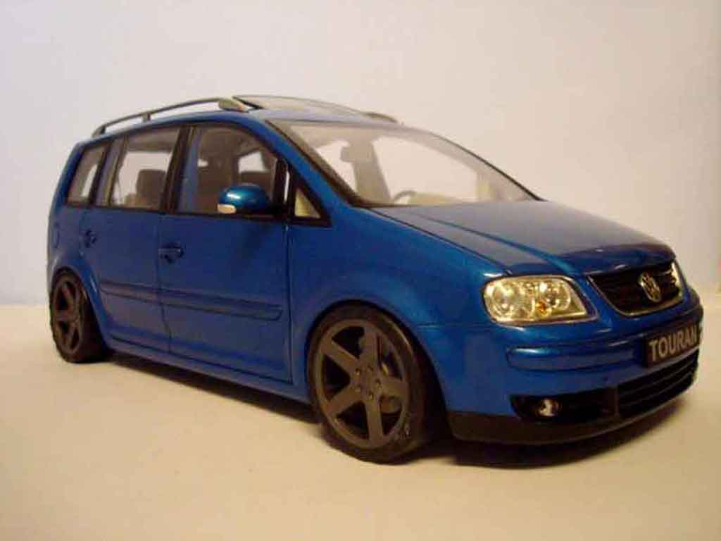 Volkswagen Touran 1/18 Shanghai Volkswagen blue jantes noir diecast model cars