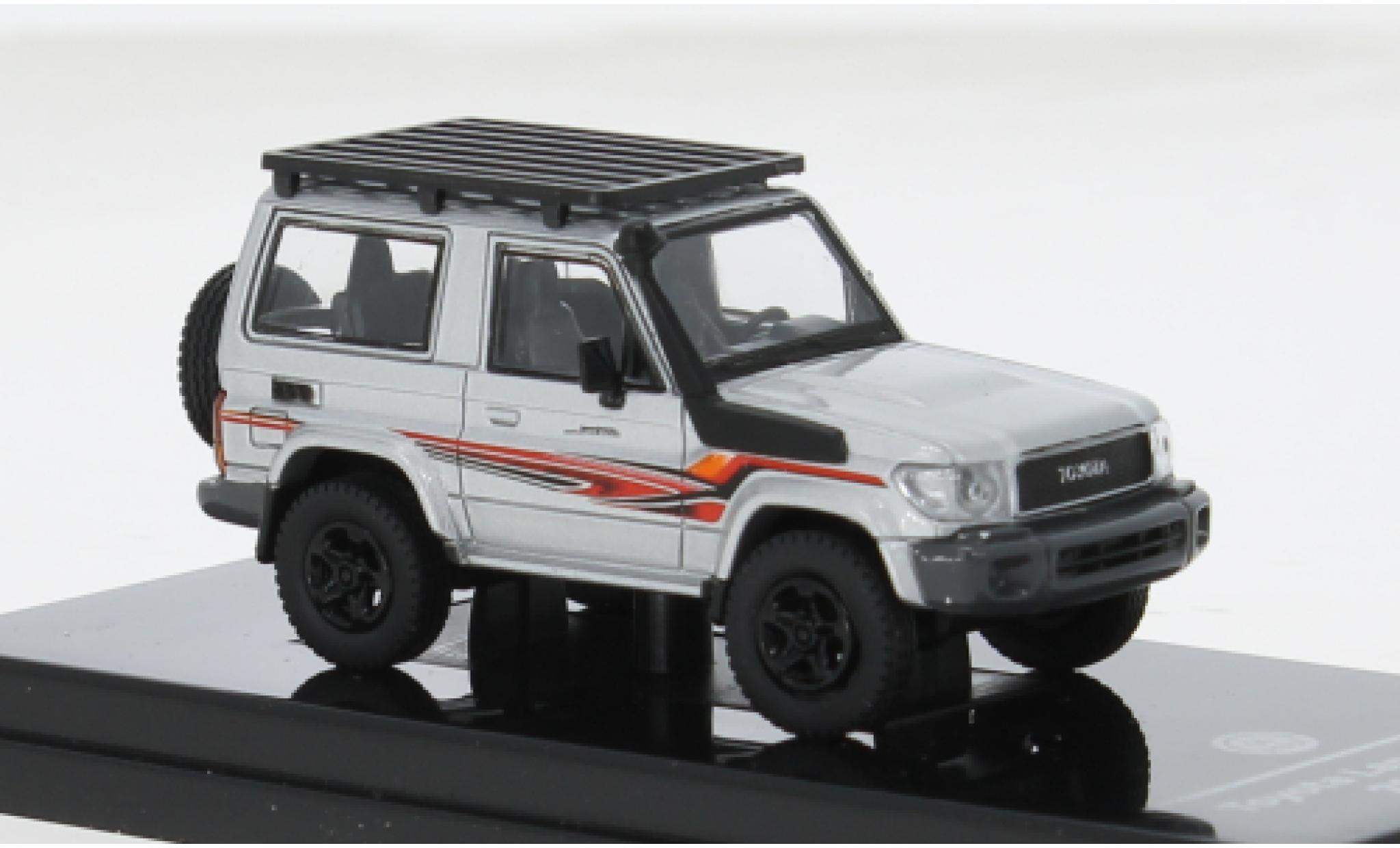 Toyota Land Cruiser 1/64 Para64 L silver 1:64 diecast model cars