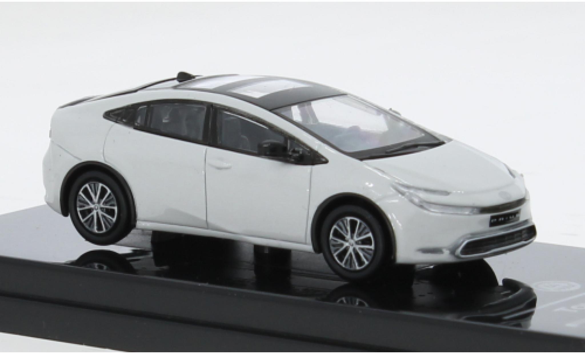 Toyota Prius 1/64 Para64 white 1:64 diecast model cars
