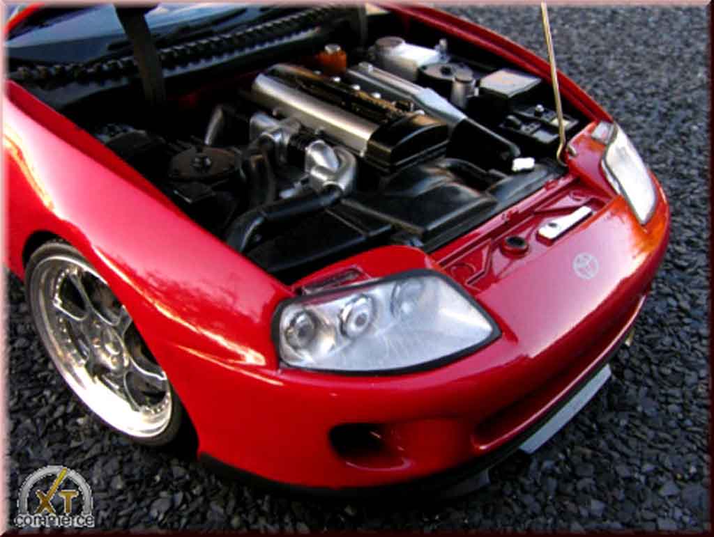 Toyota Supra Base red jantes 8j x 18 aluminum hmc 1/18 Kyosho