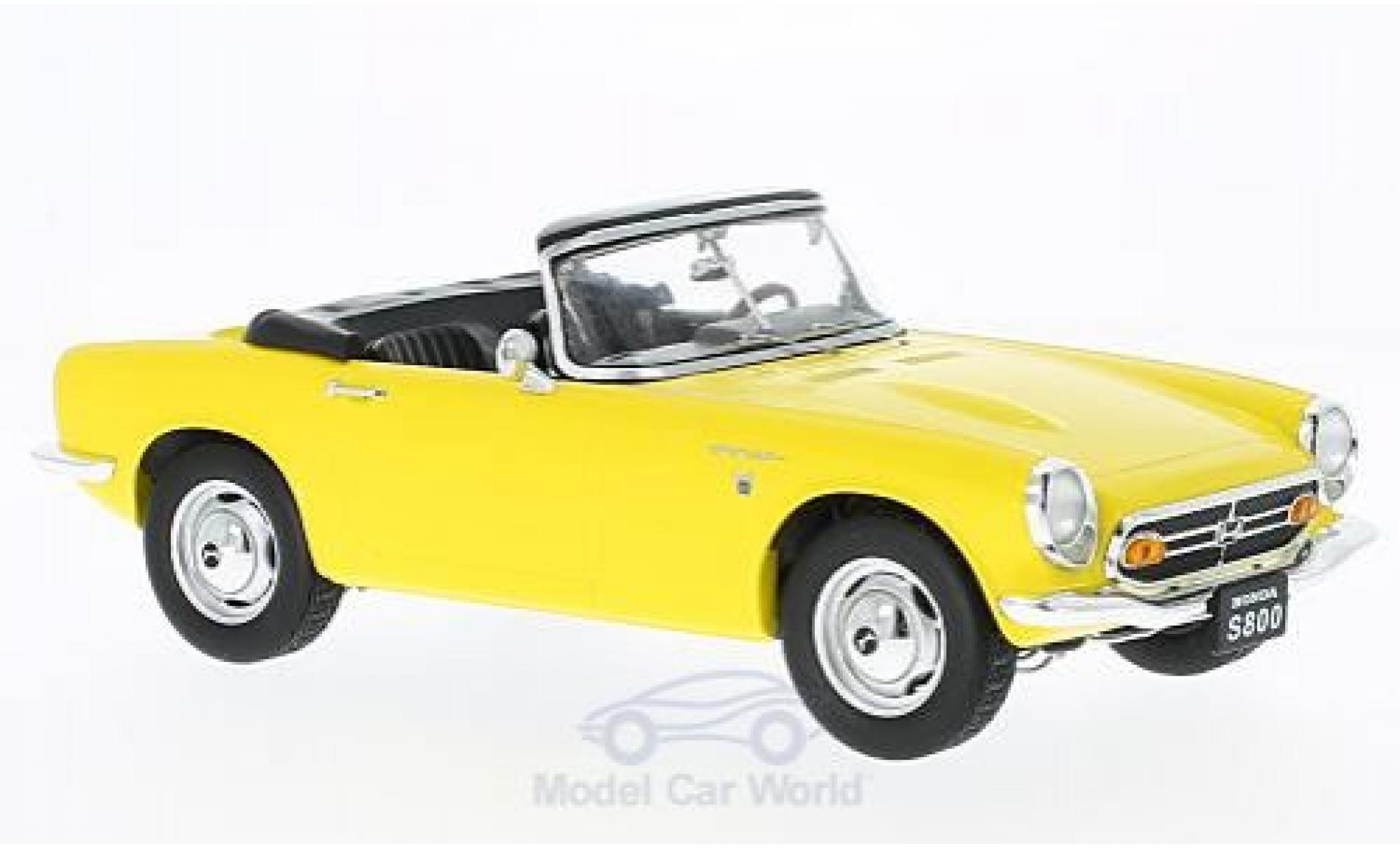 Honda S800 1/18 Triple 9 Collection Convertible yellow 1966 ohne Vitrine diecast model cars