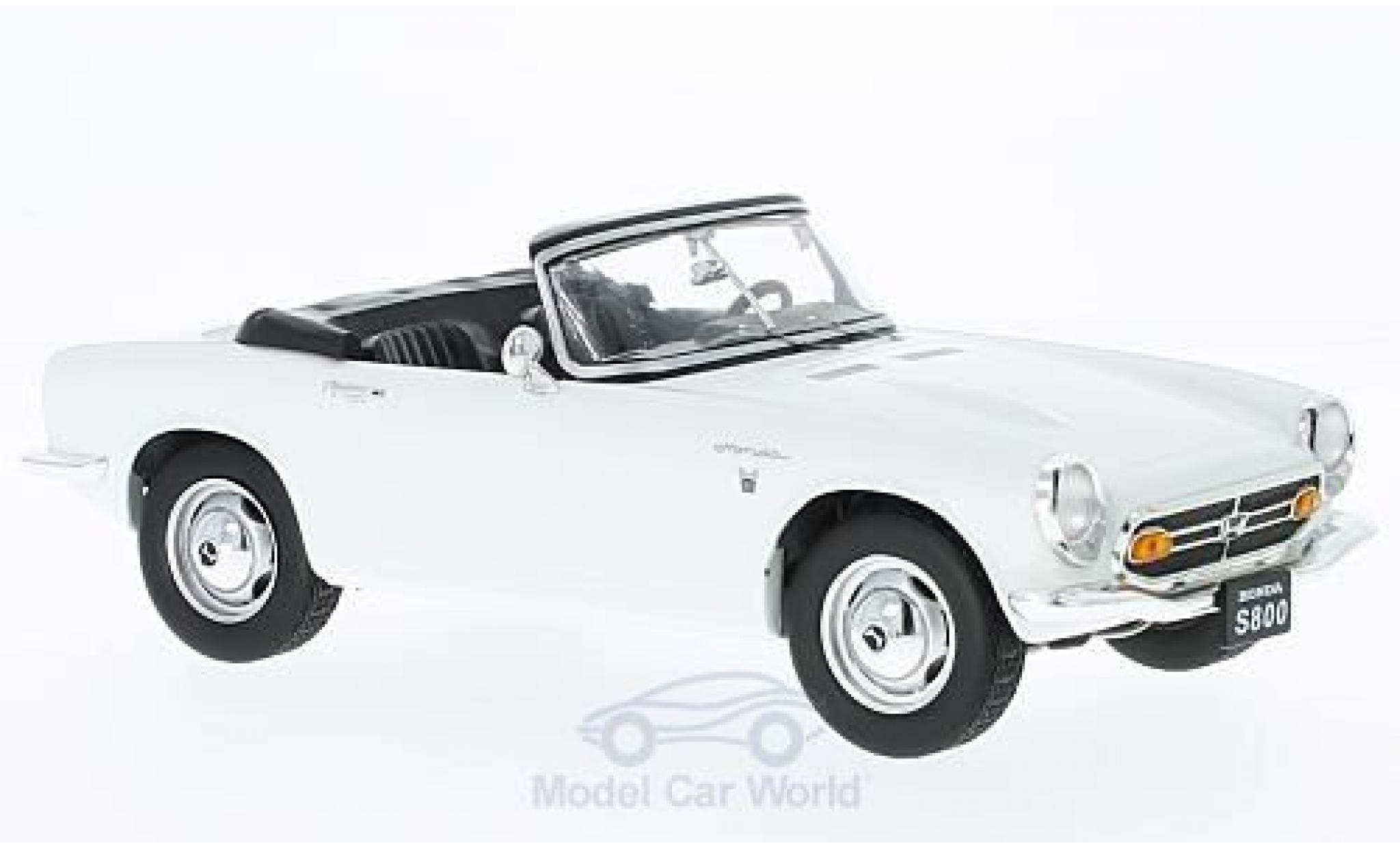 Honda S800 1/18 Triple 9 Collection Convertible white 1966 ohne Vitrine diecast model cars