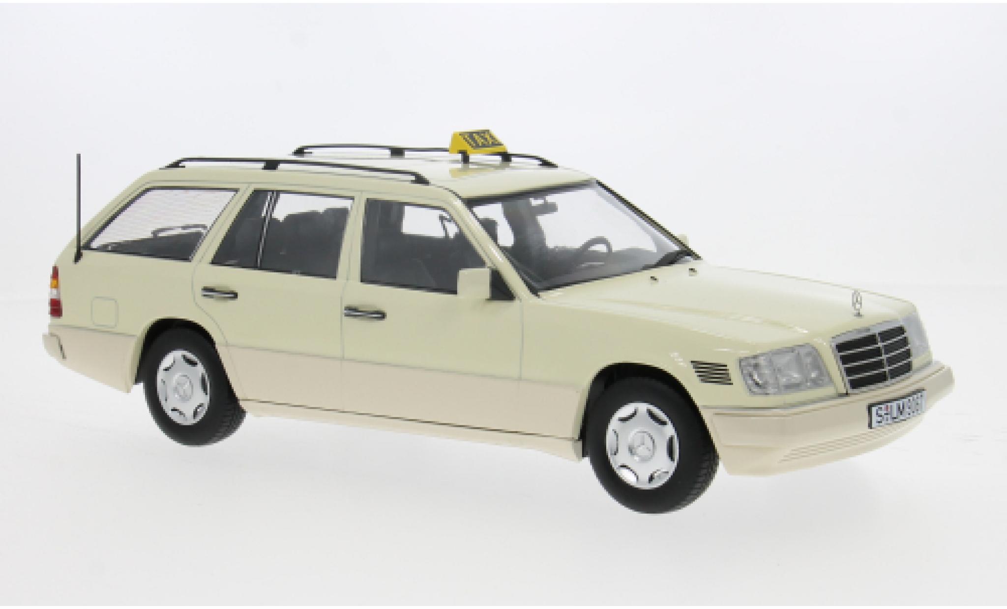 Mercedes Classe E 1/18 Triple 9 Collection T-Modell (S124) 1995 Taxi (D) 1:18 diecast model cars
