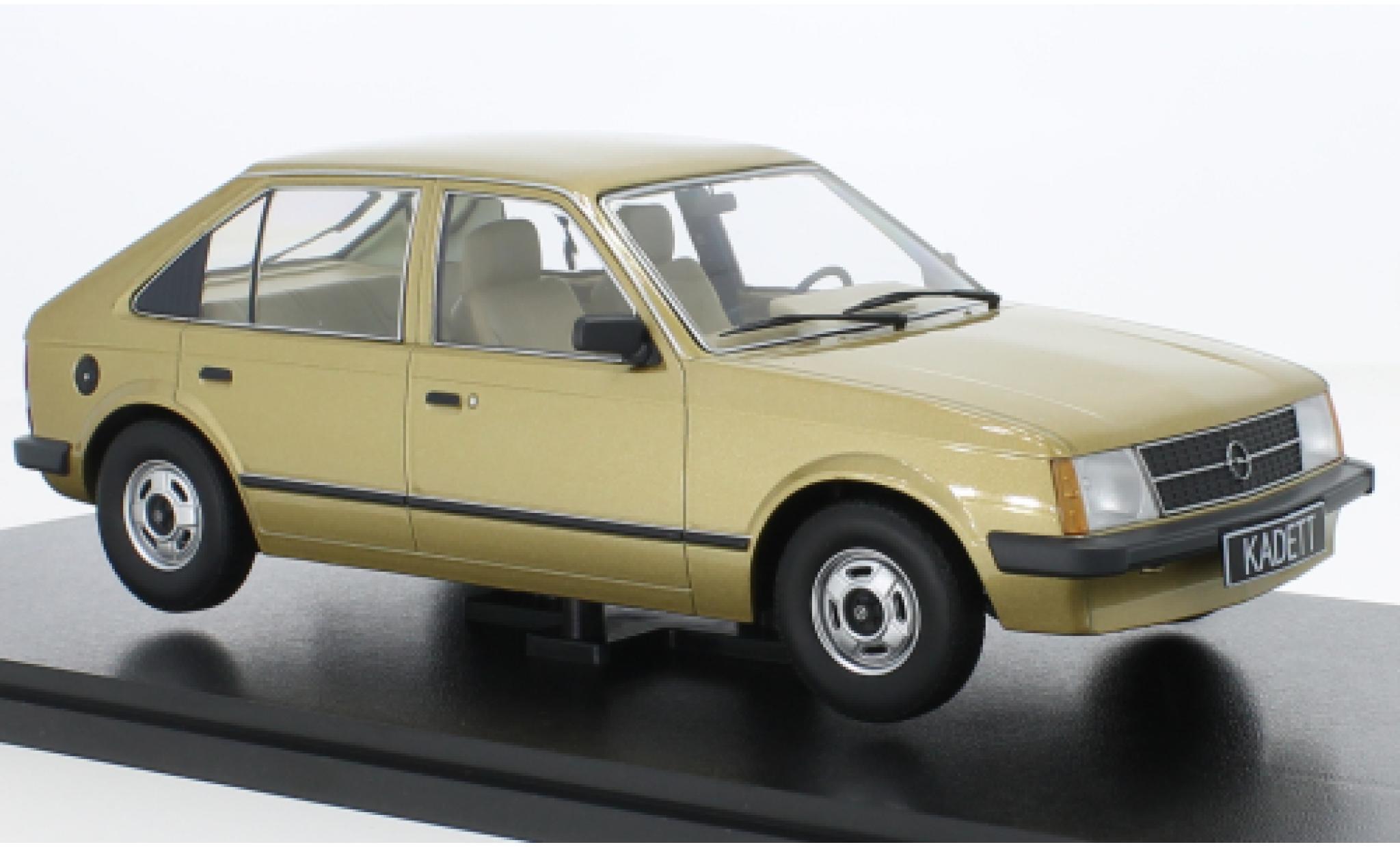 Opel Kadett 1/18 Triple 9 Collection D metallise beige diecast model cars