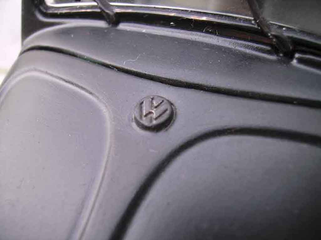 Volkswagen Kafer Base coccinelle kdf de 1941 1/18 Burago
