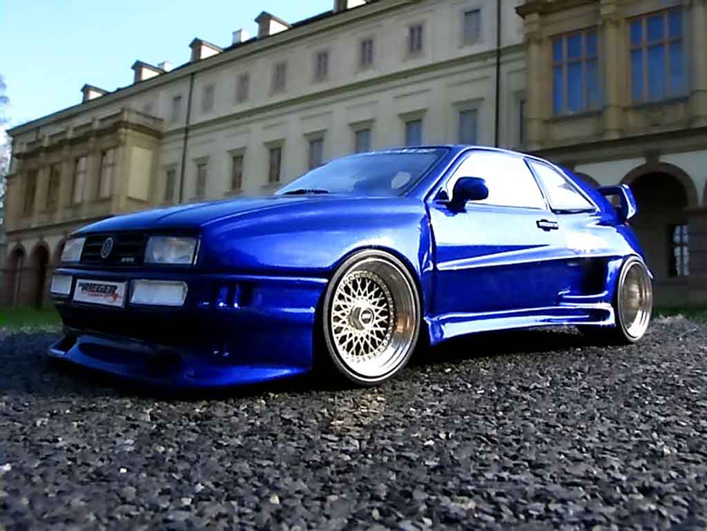 Volkswagen Corrado VR6 1/18 Revell VR6 kit carrosserie rieger jantes bbs pneux flans tendus diecast model cars